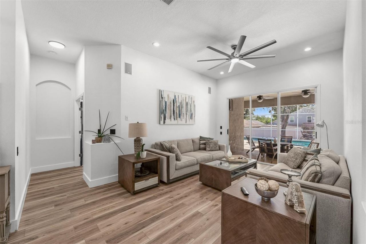 718 Little Hampton Lane , Gotha, FL 34734 Photo