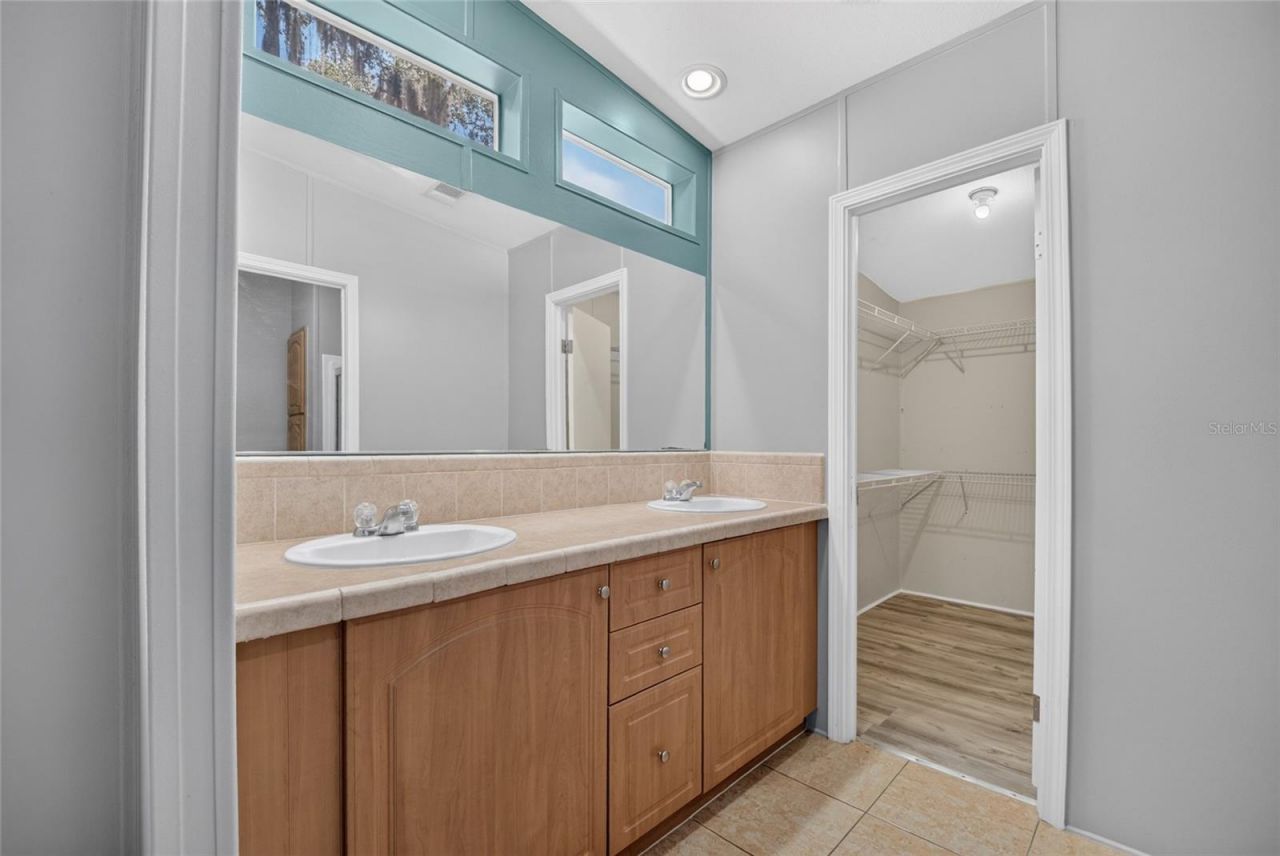 357 Walter Place, Fruitland Park, FL 34731 Photo