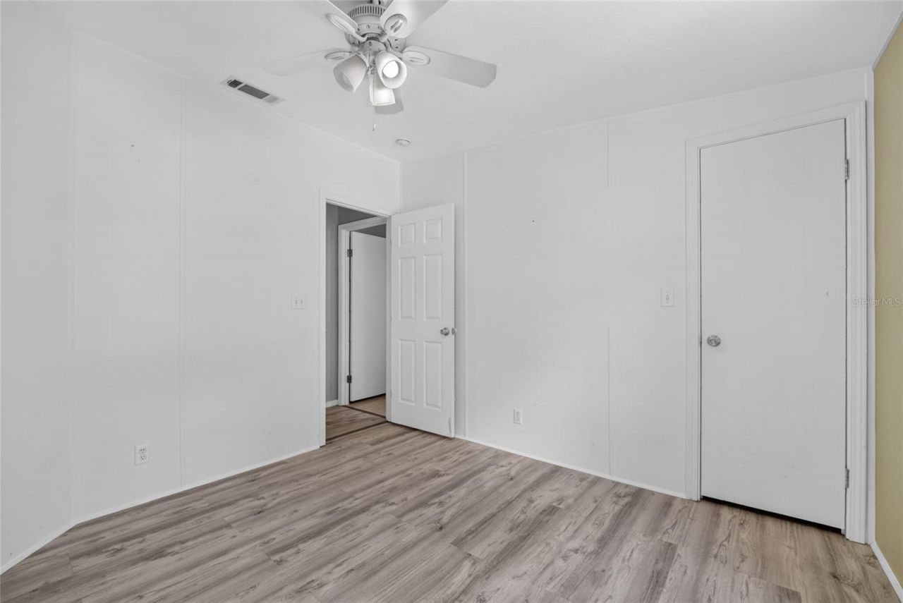 357 Walter Place, Fruitland Park, FL 34731 Photo