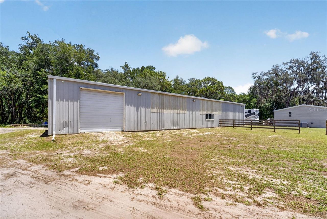 357 Walter Place, Fruitland Park, FL 34731 Photo
