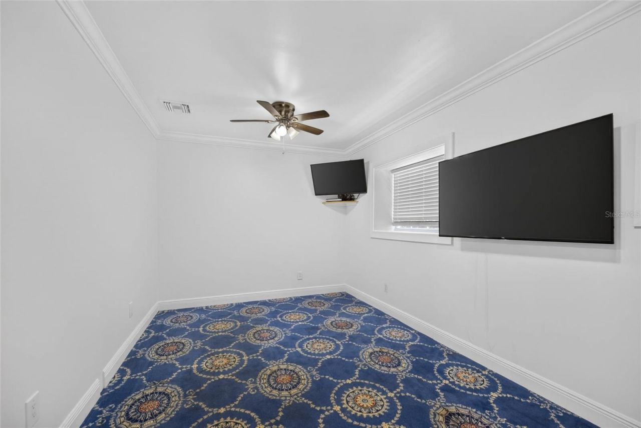 357 Walter Place, Fruitland Park, FL 34731 Photo