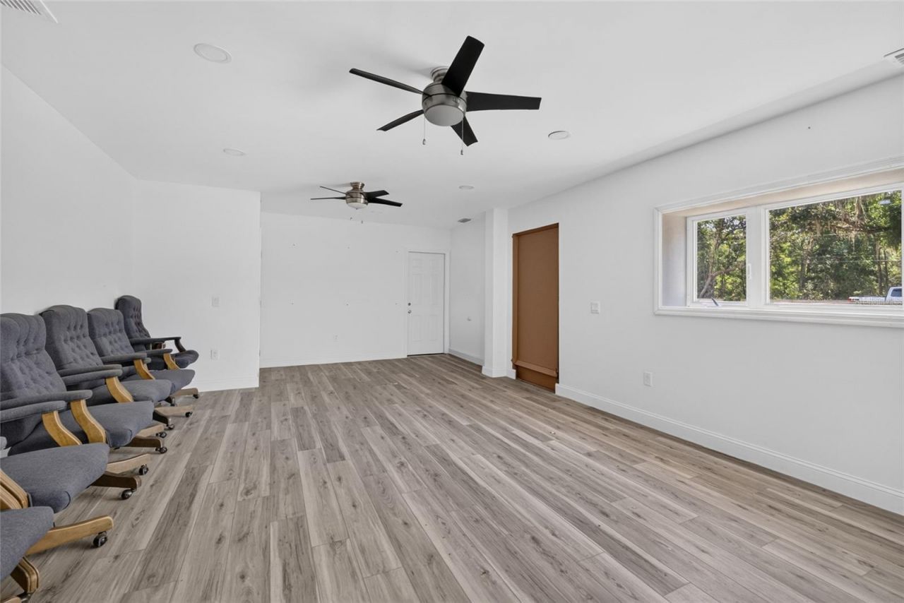 357 Walter Place, Fruitland Park, FL 34731 Photo