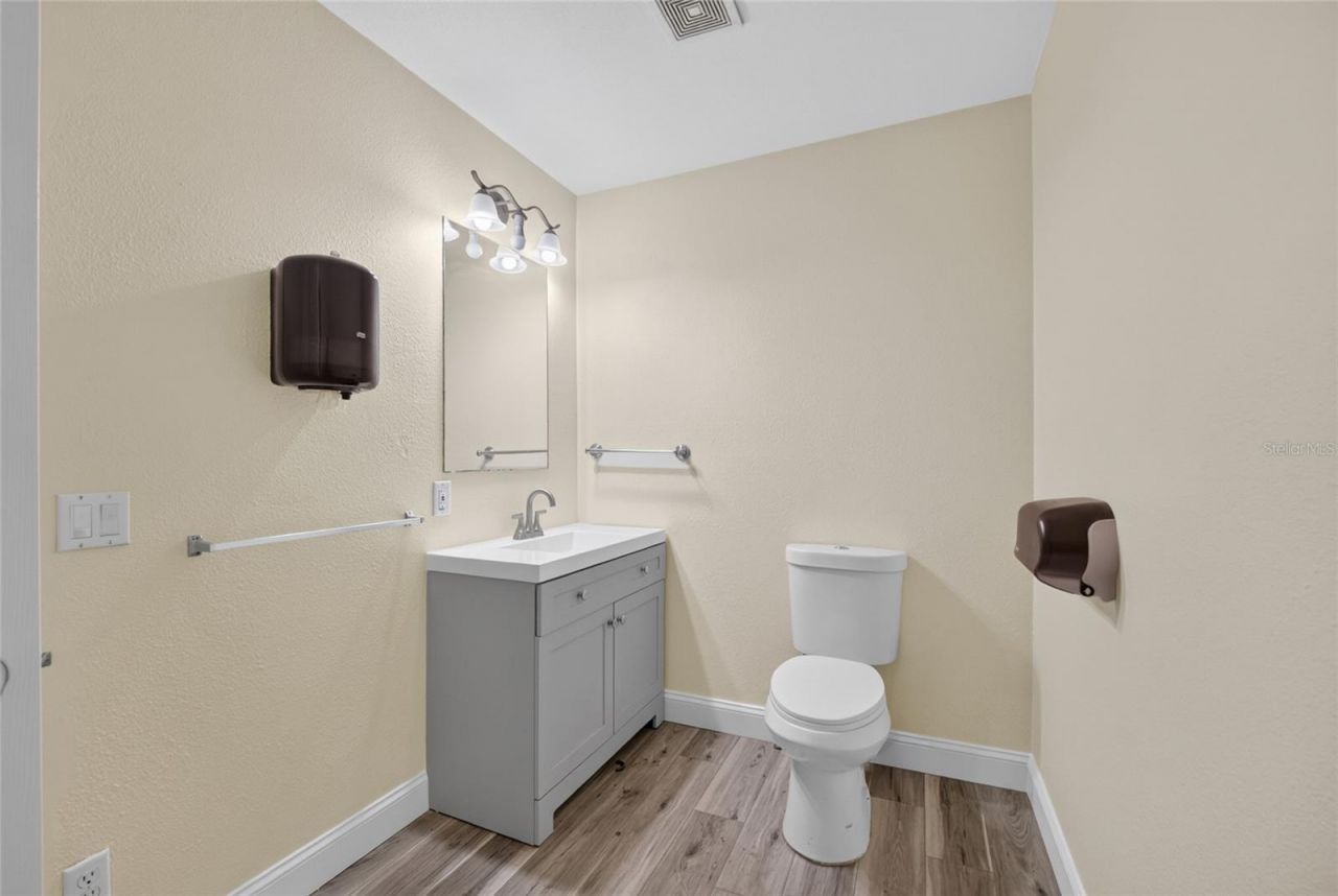 357 Walter Place, Fruitland Park, FL 34731 Photo