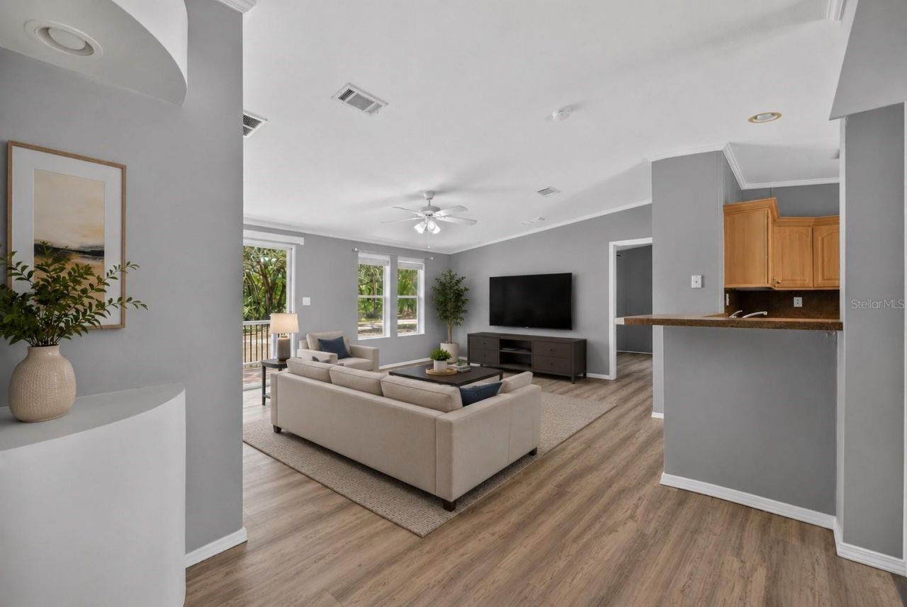 357 Walter Place, Fruitland Park, FL 34731 Photo