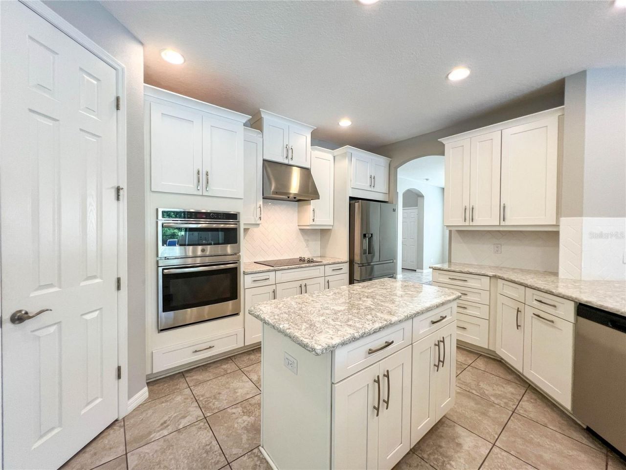 8033 Clementine Lane, Tampa, FL 33625 Photo