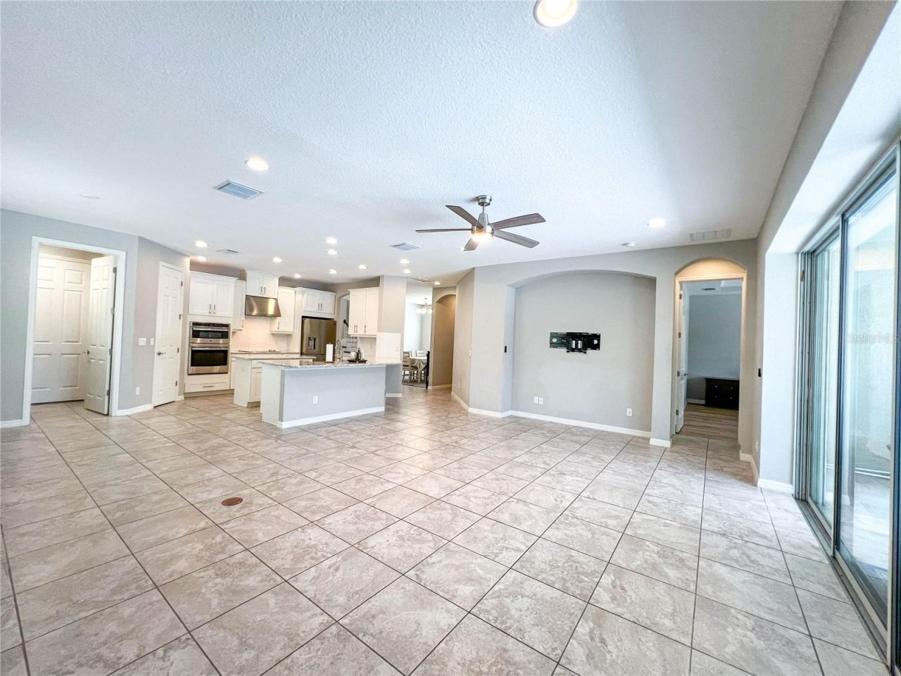 8033 Clementine Lane, Tampa, FL 33625 Photo