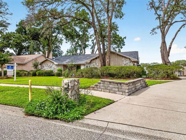 6328 N QUEENSWAY DRIVE, TEMPLE TERRACE, FL 33617