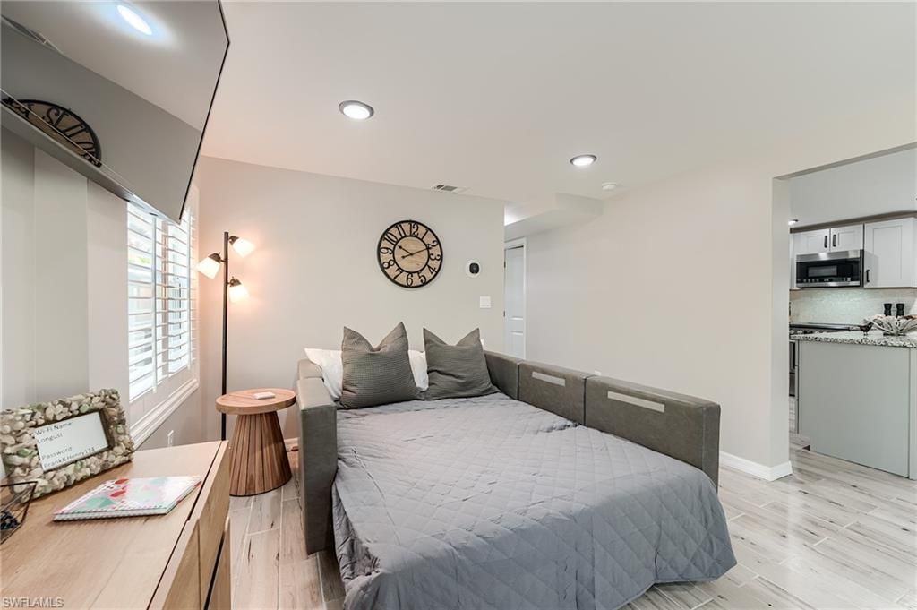 114 Lovers Ln , Fort Myers Beach, FL 33931 Photo