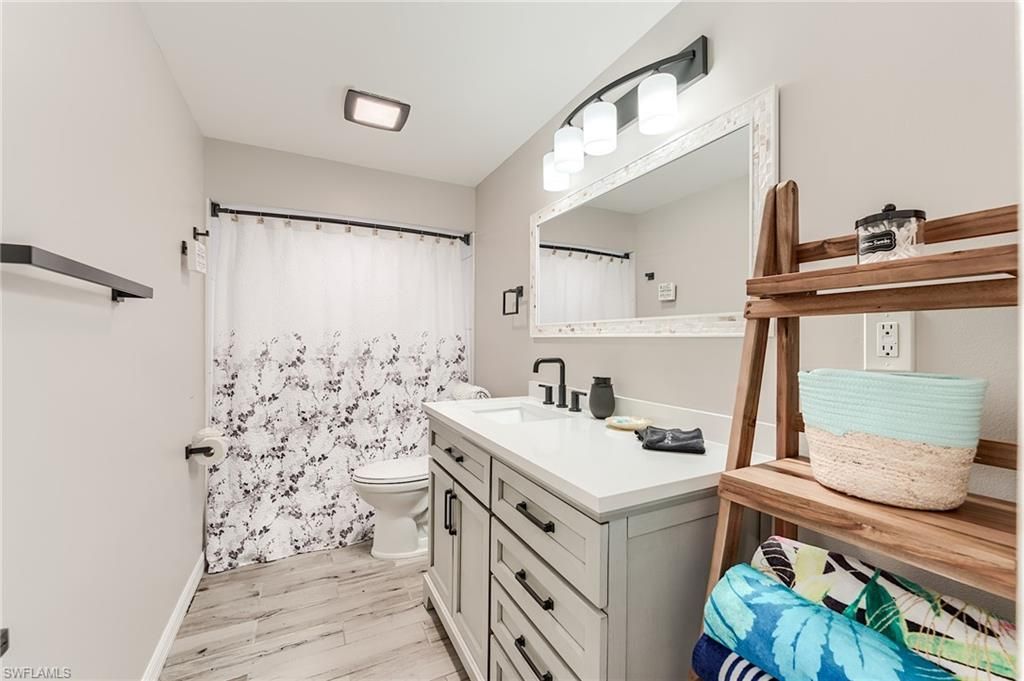 114 Lovers Ln , Fort Myers Beach, FL 33931 Photo