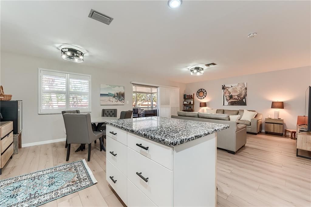 114 Lovers Ln , Fort Myers Beach, FL 33931 Photo