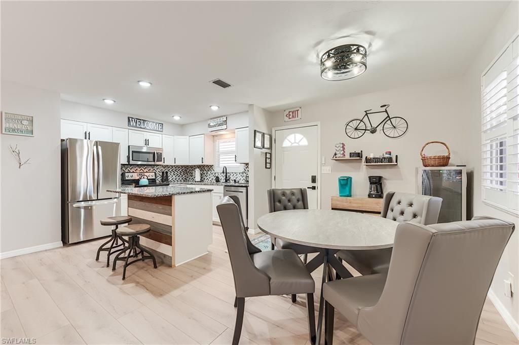 114 Lovers Ln , Fort Myers Beach, FL 33931 Photo