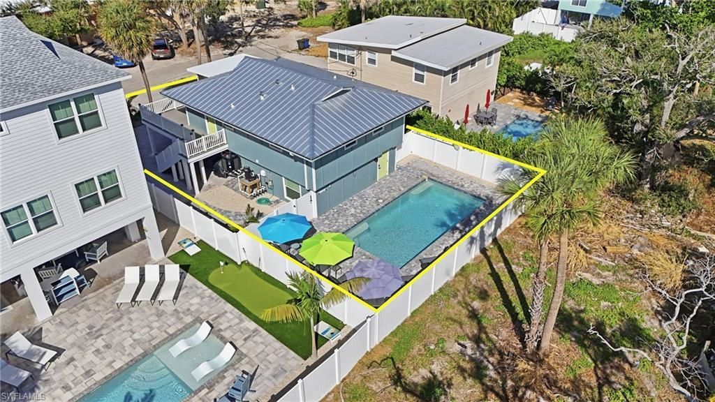 114 Lovers Ln , Fort Myers Beach, FL 33931 Photo