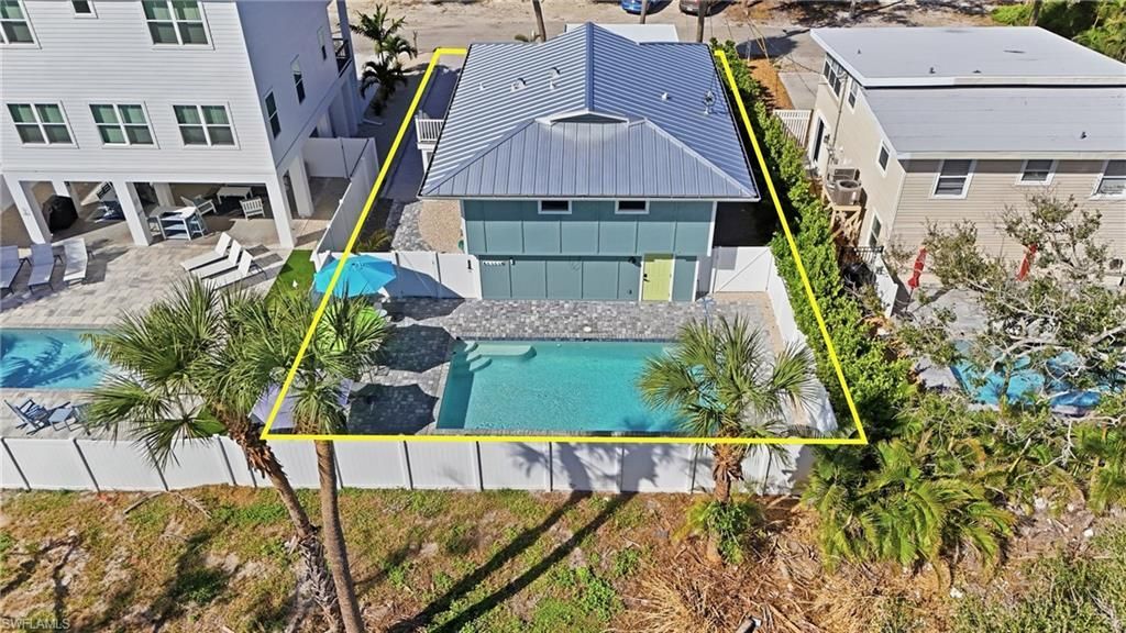 114 Lovers Ln , Fort Myers Beach, FL 33931 Photo