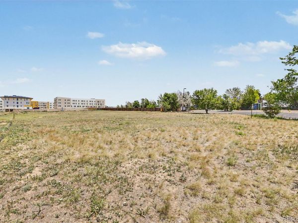 E Centretech Parkway , Aurora, CO 80011