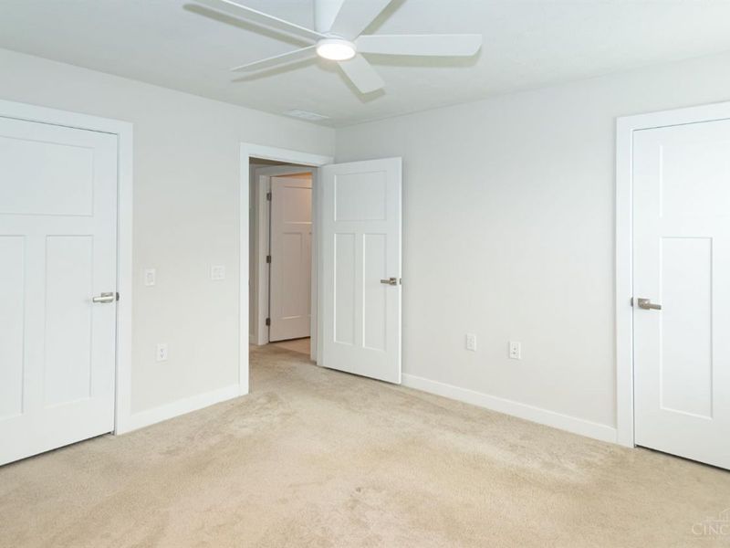 6639 Crystal Harbour Drive, Middletown, OH 45042 Photo 19