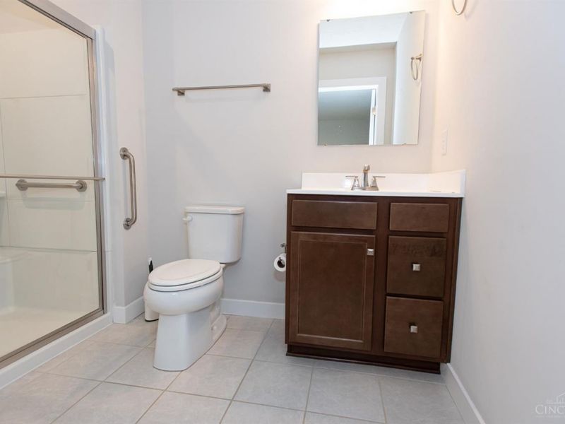 6639 Crystal Harbour Drive, Middletown, OH 45042 Photo 21