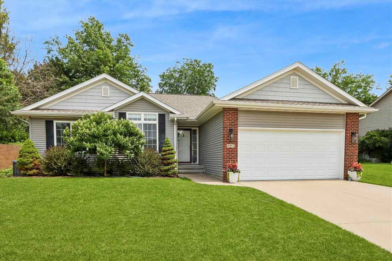 197 Rogers Drive, Williamsburg, IA 52361 Main Photo