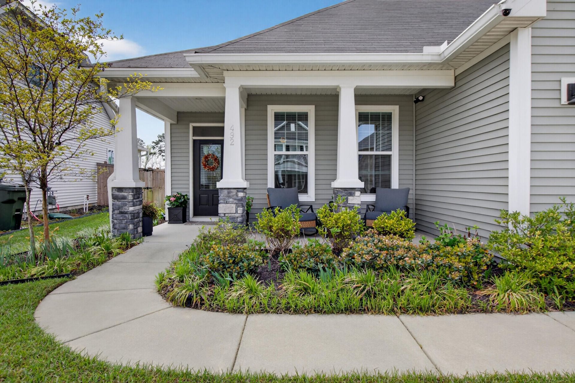 492 Rowley Lane Photo 4