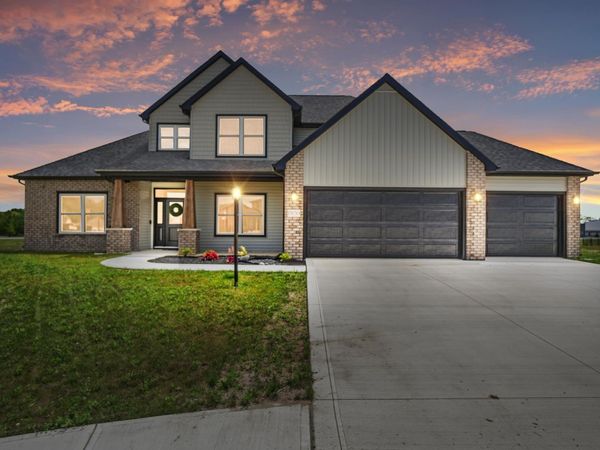 17650 Seahawk Lane, Huntertown, IN 46748