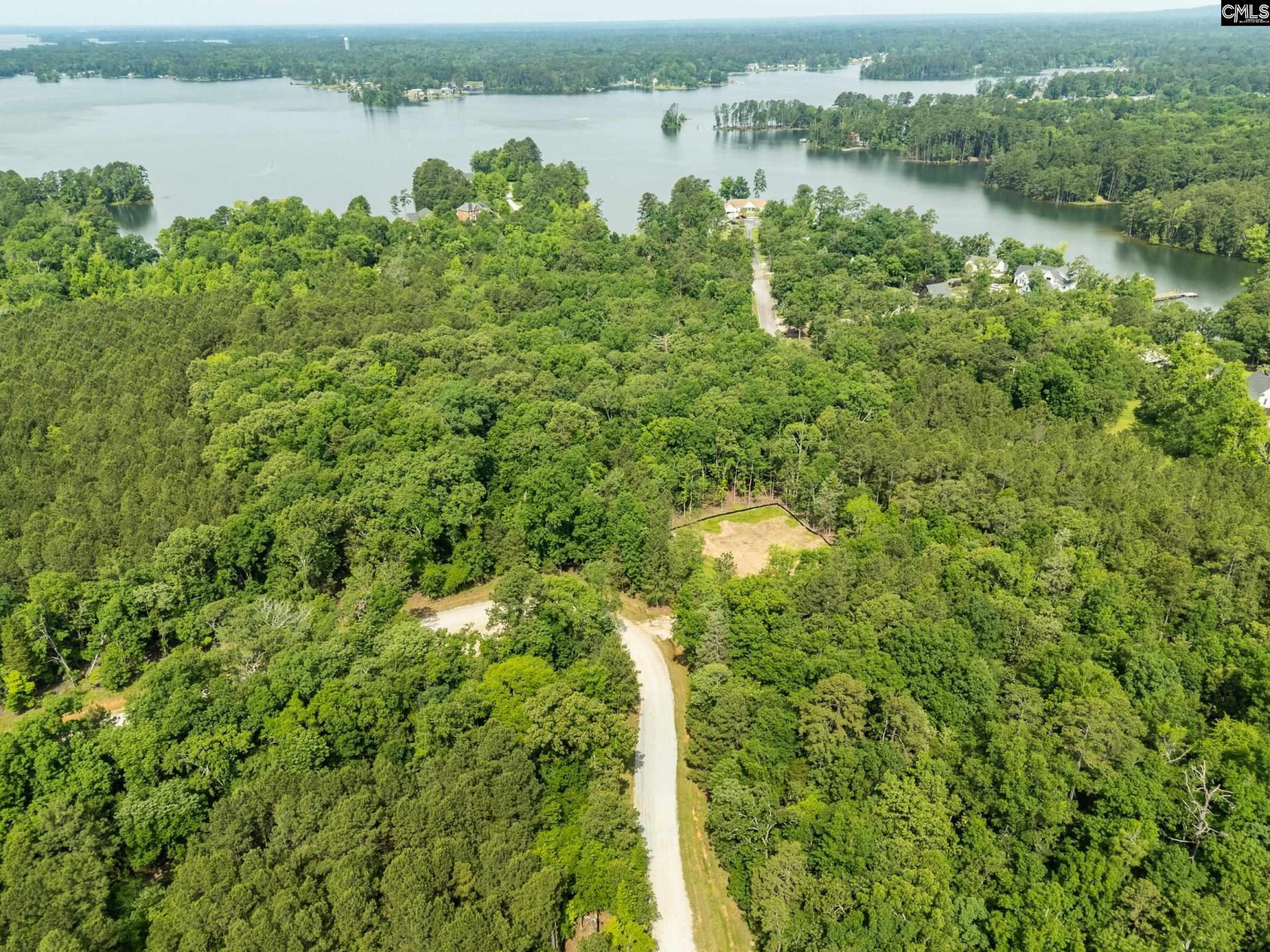 660 Clipper Trail  Photo 12