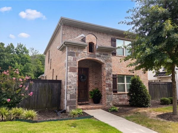 550 N Salem Road, Fayetteville, AR 72704