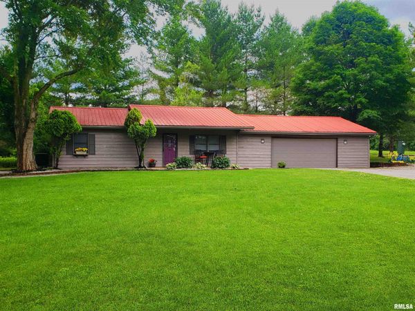 136 and 140 Weatherford Lane, Carbondale, IL 62901