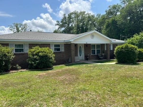 925 Forest Avenue , Saraland, AL 36571