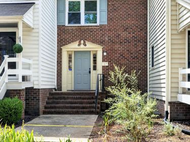 107 Sully Court, Chapel Hill, NC 27514