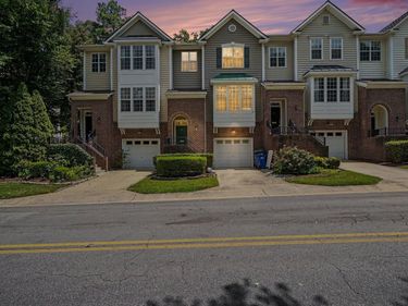 5453 Crescentview Parkway, Raleigh, NC 27606