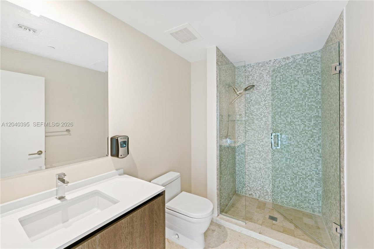 88 SW 7th St , Unit 712, Miami, FL 33130 Photo