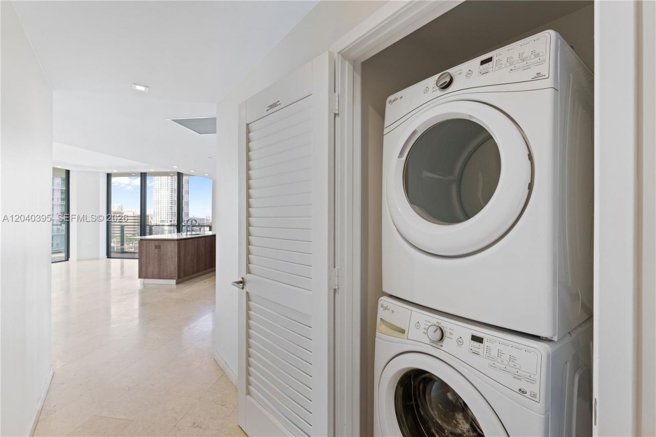 88 SW 7th St , Unit 712, Miami, FL 33130 Photo