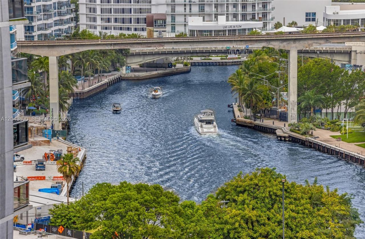 77 SE 5th Street , Unit 1708, Miami, FL 33131 Photo
