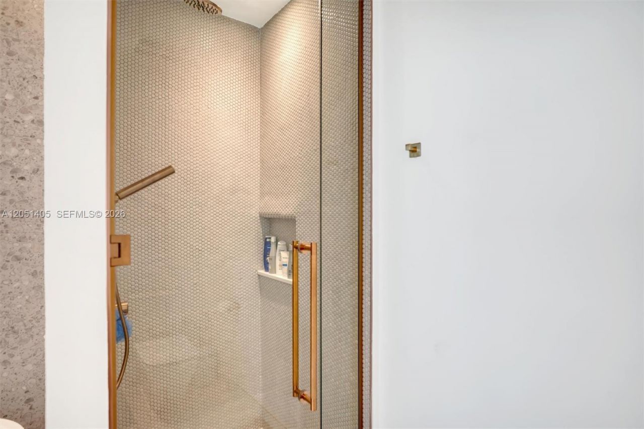 2655 S Bayshore Dr, Unit 1805, Miami, FL 33133 Photo