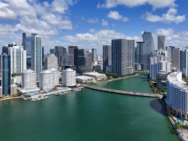 905 Brickell Bay Dr , Unit 1523, Miami, FL 33131