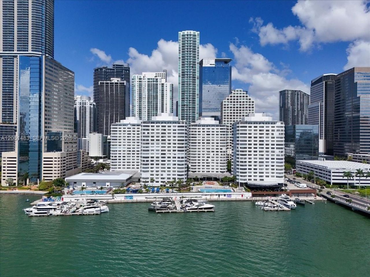 905 Brickell Bay Dr, Unit 1523, Miami, FL 33131 Photo