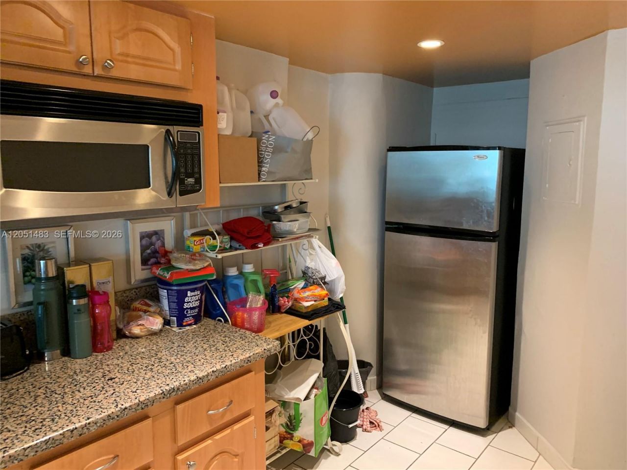 905 Brickell Bay Dr, Unit 1523, Miami, FL 33131 Photo