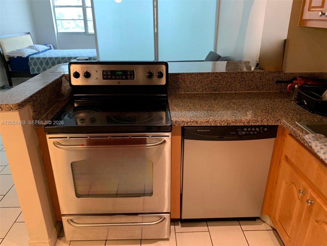 905 Brickell Bay Dr, Unit 1523, Miami, FL 33131 Photo
