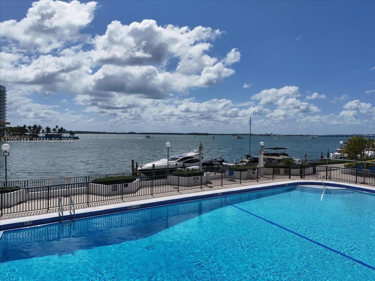 905 Brickell Bay Dr, Unit 1523, Miami, FL 33131 Photo