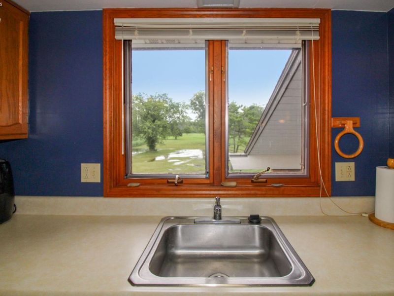2594 E Sun Valley Drive, Unit 204, Port Clinton, OH 43452 Photo 12