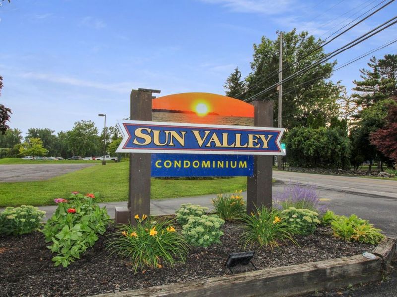2594 E Sun Valley Drive, Unit 204, Port Clinton, OH 43452 Photo 2