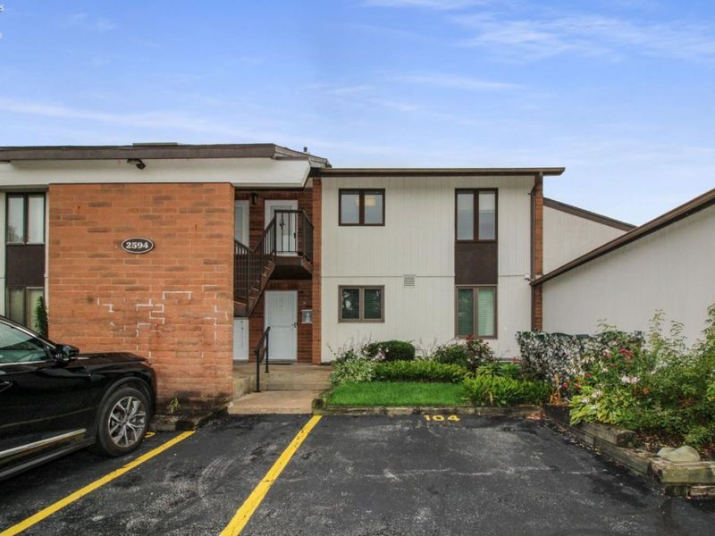 2594 E Sun Valley Drive, Unit 204, Port Clinton, OH 43452 Photo 3