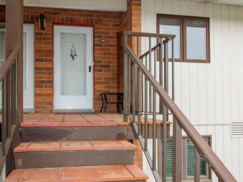 2594 E Sun Valley Drive, Unit 204, Port Clinton, OH 43452 Photo 8