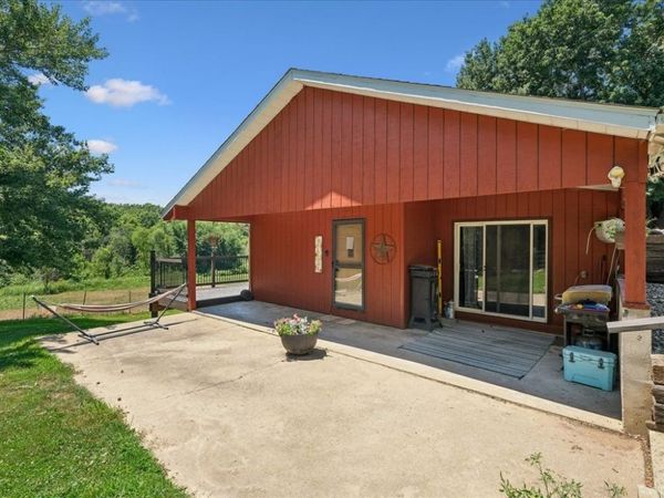 3331 OHIO Road, IA 52583
