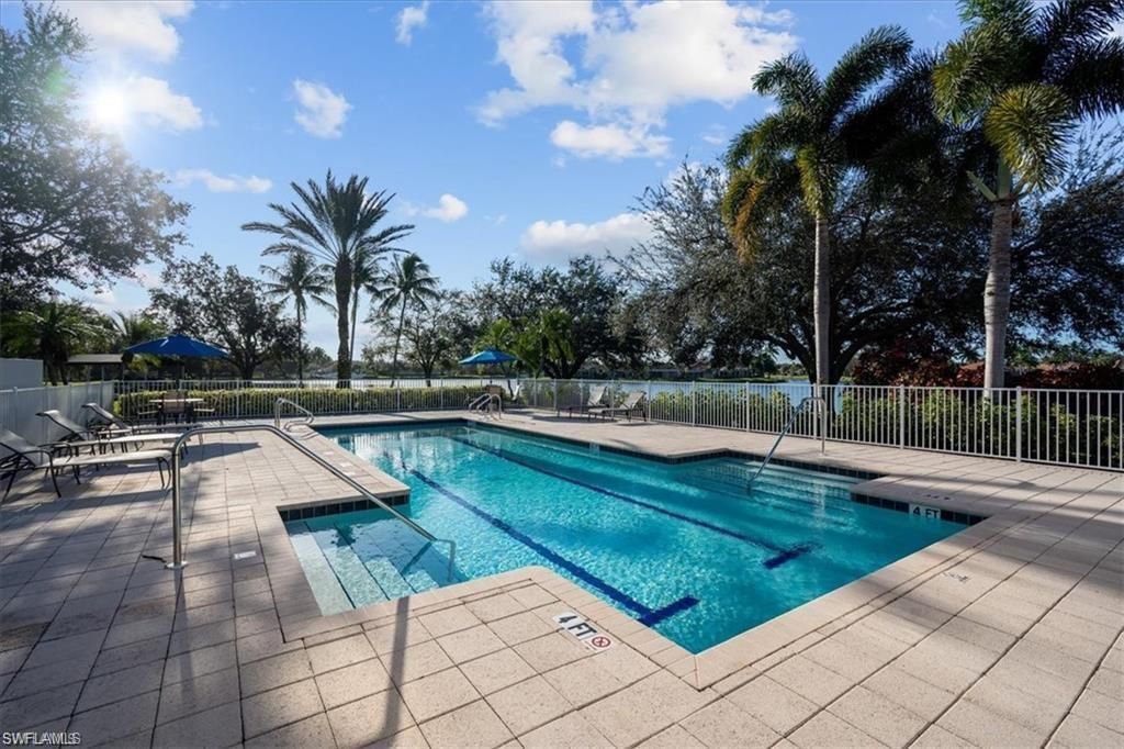 3833 Huelva Ct, Naples, FL 34109 Photo