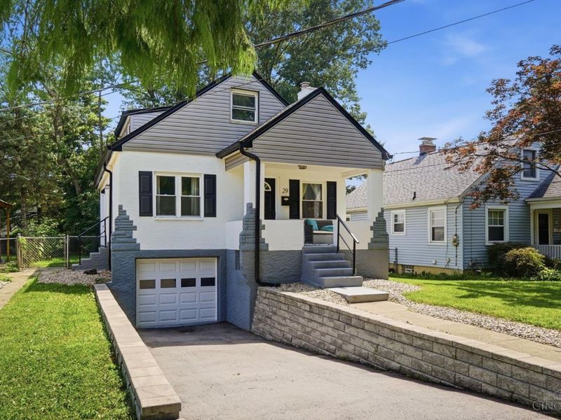 29 Hartwell Court, Cincinnati, OH 45216 Photo 2