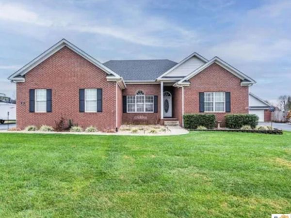 154 Huntsman Circle , Bowling Green, KY 42103