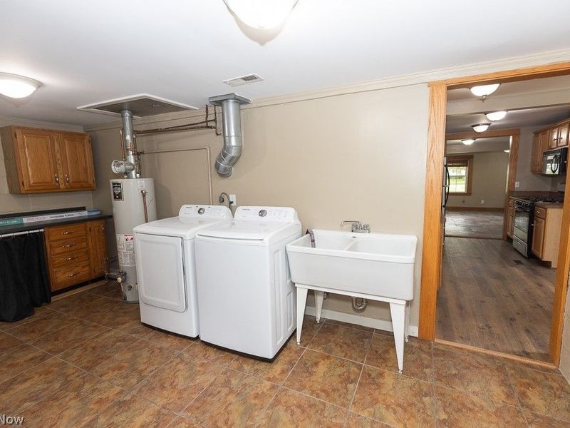 4080 W 229th Street, Fairview Park, OH 44126 Photo 16
