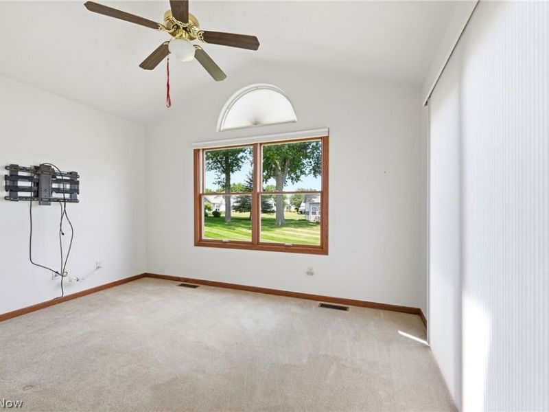 126 Augusta Drive, Elyria, OH 44035 Photo 28
