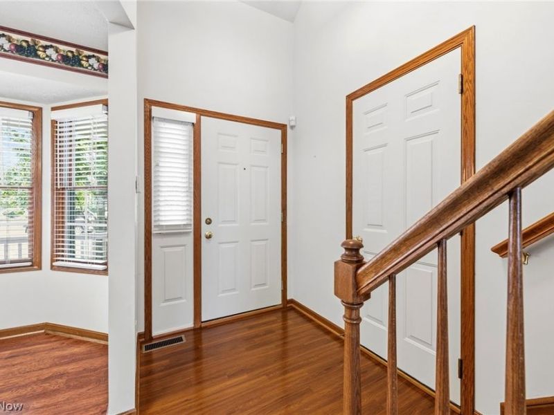 126 Augusta Drive, Elyria, OH 44035 Photo 8