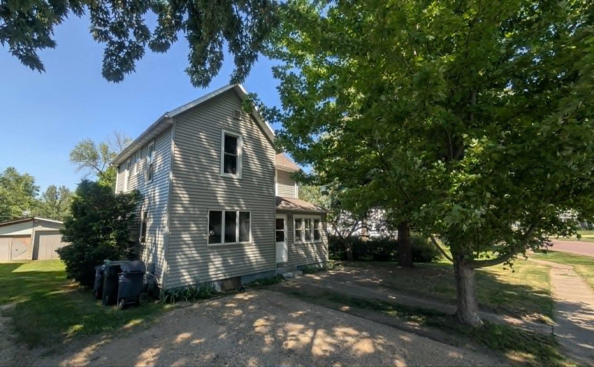 107 A Avenue E, Lake Park, IA 51347 Main Photo